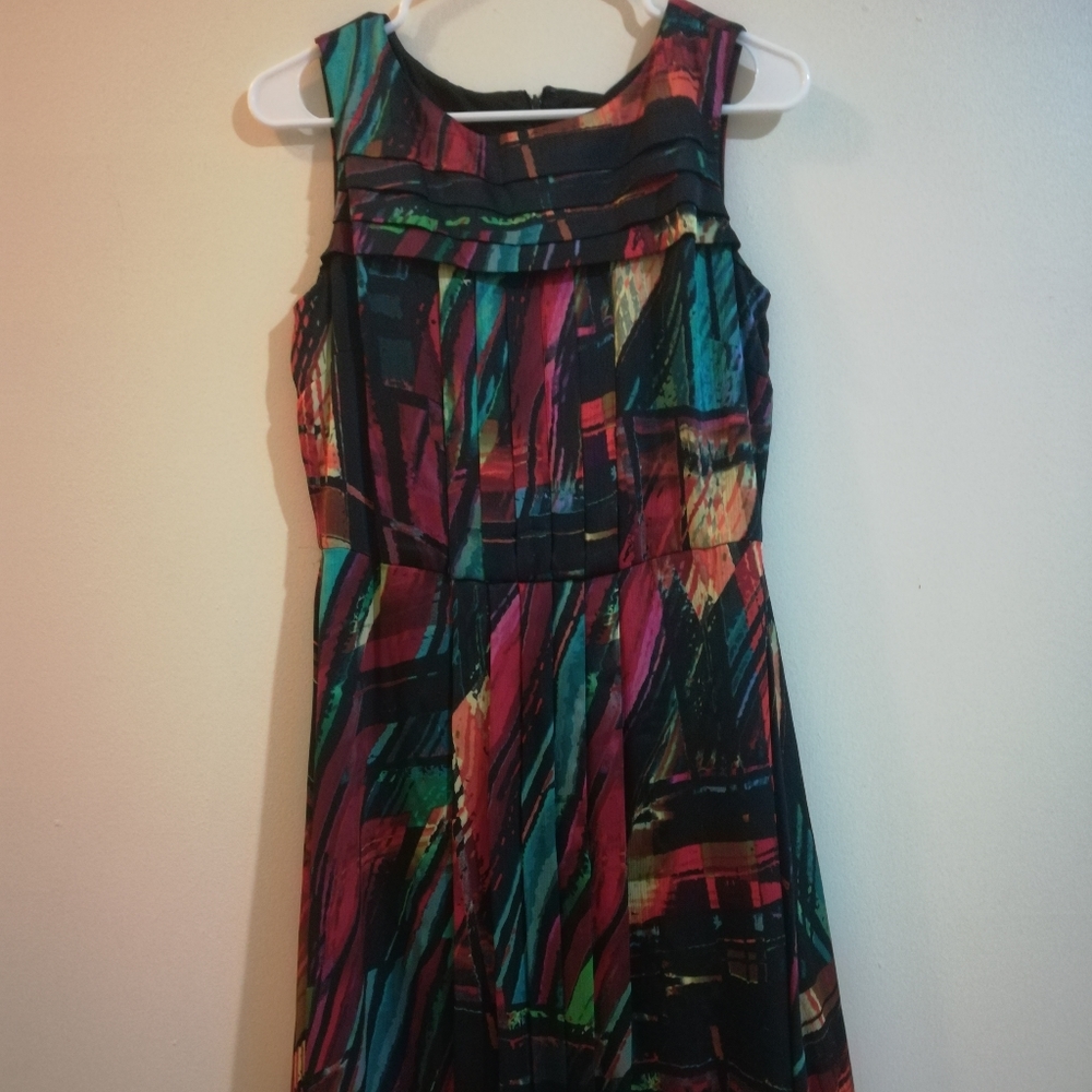 Beautiful dress!